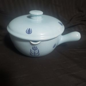 Vintage Cronin Blue Tulip Soup/Casserole Crock with Lid
